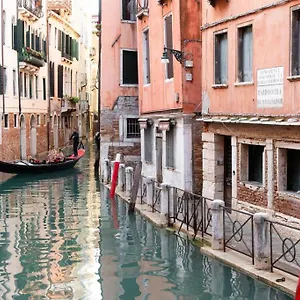 san-marco-4893.hotelinveneto.com/